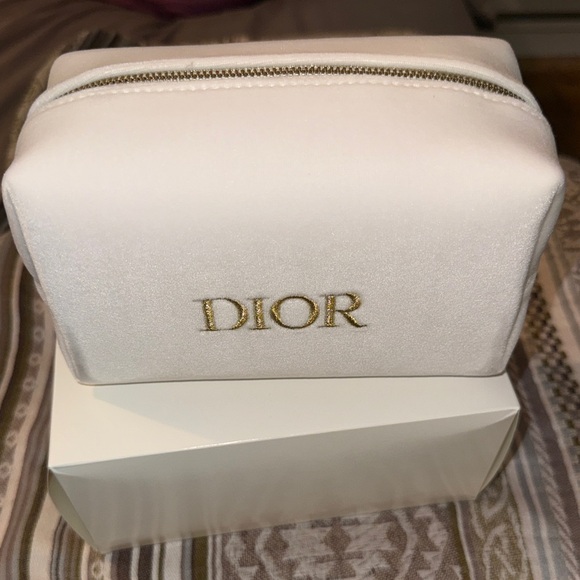 Dior Makeup Pouch NEW with box - Picture 8 of 10